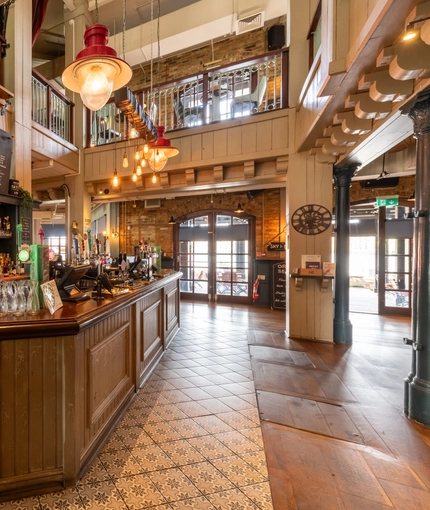 7976_GK_UC_SaltQuay_Rotherhithe_Pub_2023_5.jpg