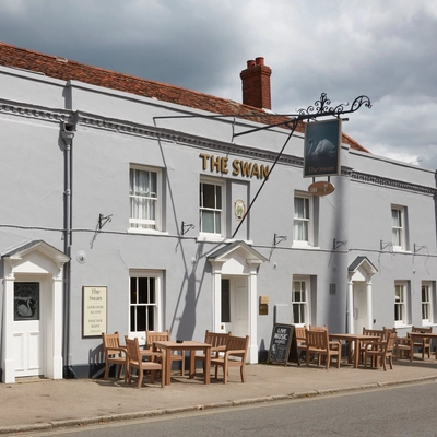 Swan Hotel (Thaxted) Exterior