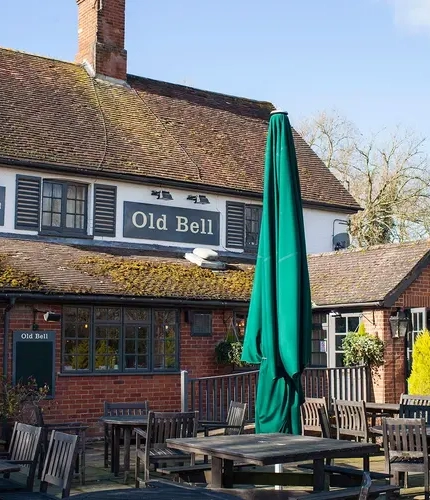 Old Bell (Grazeley Green) Exterior