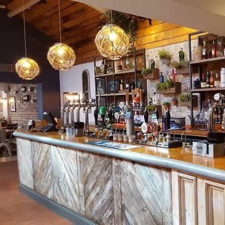 8044 Ye Olde Cock (Didsbury) - PS - BAR 03.jpg