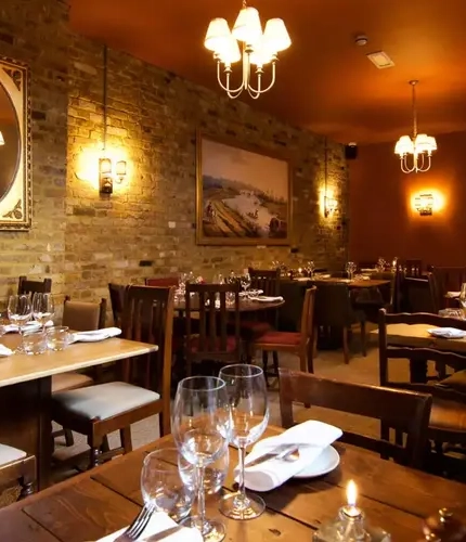 Metro - Prince Of Wales (East Molesey) - The dining area of The Prince of Wales