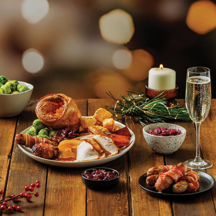 P&D XMAS23_ROAST TURKEY_1GLASS_CAMPAIGN_LANDSCAPE.jpg