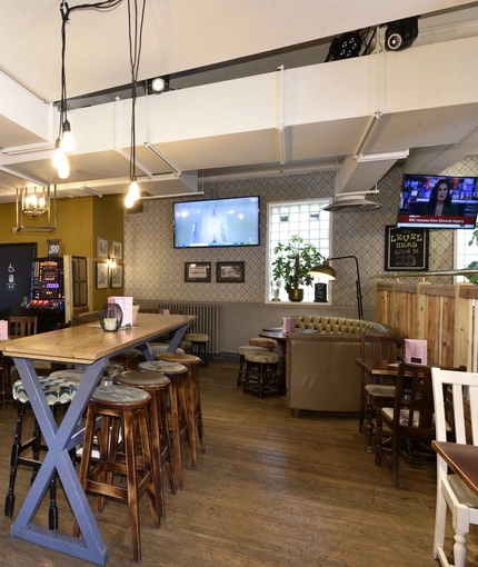 GK UC  - 7163 Anchor Hotel (Horsham)031.JPG