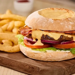 GK_P&C_Product_Advertising_Cheese-Bacon-Burger_App_2024_001.jpg