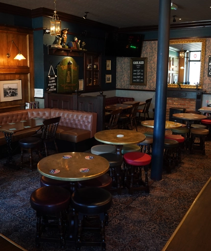 3910_Heritage_UC_TappitHen_Dunblane_Pub_035.jpg.JPG