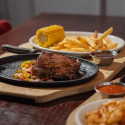 A Mix-It-Up platter served at the Plank & Leggit.