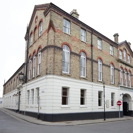 George Hotel (Huntingdon) Exterior