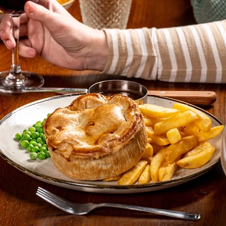 Steak and ale pie