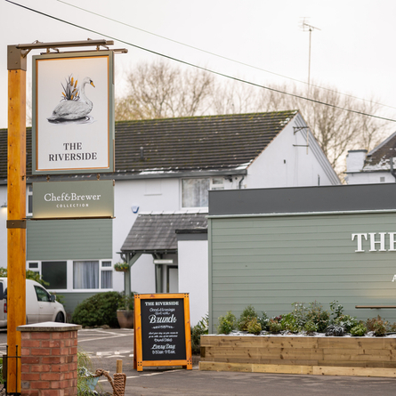 6498_Destination_C&B_RiversideHotel_Branston_004.jpg
