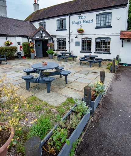 6213_DB_C&B_NagsHead_Burntwood_Pub_2023_86.jpg