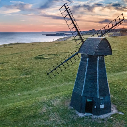VP_Everly_Venue_Landscape_Windmill_2023.jpeg