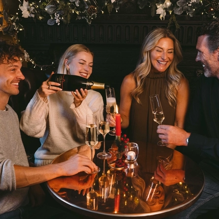 Christmas_UHT_People_Lifestyle_Day-1-Thames-Ditton_Full-Shoot_2026_066.jpg