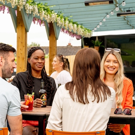 GK_PL_P&C_People_Lifestyle_Summer-Drinks-Beer-Garden_2024_003.jpg
