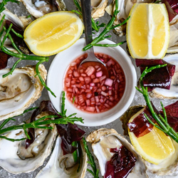 Metro - Cafe Royal (Edinburgh) - A plate of oysters