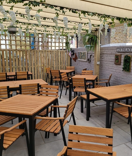 7891 Pavilion (Shepherds Bush) - PS - BEER GARDEN 02.jpg