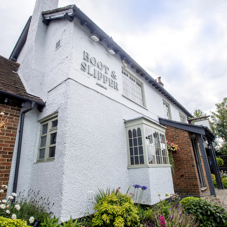 6127_DB_C&B_Boot&Slipper_Amersham_Pub_2023_36.jpg