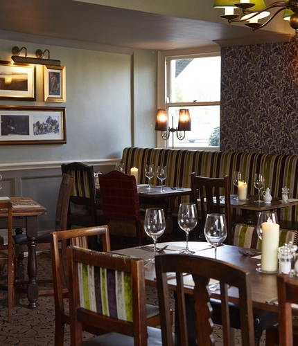 6503_GK_VH_RoyalGeorge_Birdlip_Venue_2023_16.jpg