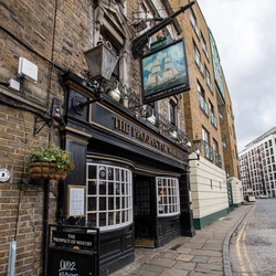 7234_GK_Heritage_ProspectofWhitby_Wapping_Pub_2023_001.jpg