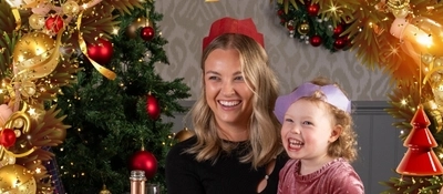 A graphic banner promoting Christmas at Hungry Horse.