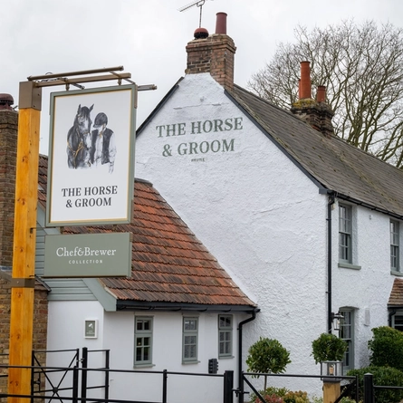 External image of the Horse and Groom.