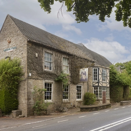 The outside of the Hunters Hall Inn.