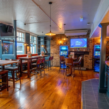 The restaurant area of the George.