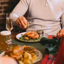 Christmas_UHT_People_Lifestyle_Day-1-Thames-Ditton_Full-Shoot_2026_266.jpg