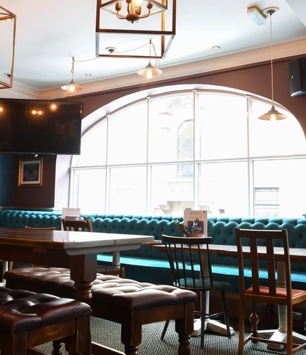 5319_Heritage_UC_Wig&Pen_Oxford_Pub_24.jpg