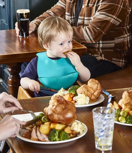 Easter_GK_P&C_People_Lifestyle_Child-Eating-Carvery_2023.jpg