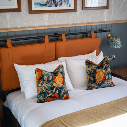 DB_CB_LazySundays_Hotels