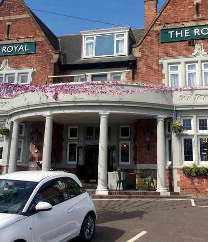 Royal
  (Scunthorpe) Exterior