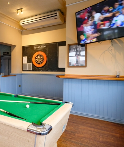 interior pub games