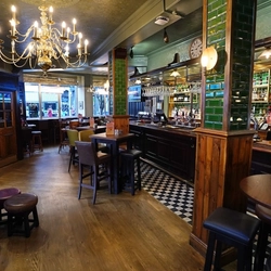 7182_GK_UC_Doctors_Edinburgh_Venue_Interior_2024_026.JPG