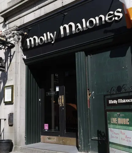 The exterior of Molly Malones, Aberdeen