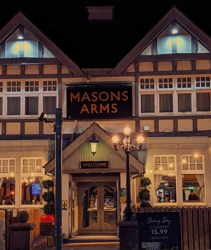 7860 Masons Arms (Wickersley) - PS - EXTERIOR 01.jpg