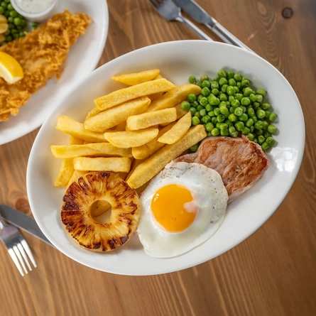 Pub classic of gammon and eggs