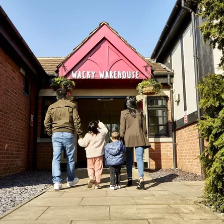 Pub Family Arriving External Entrance