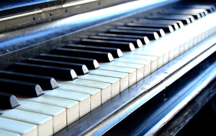 Metro - Hemingford Arms (Islington) - A piano