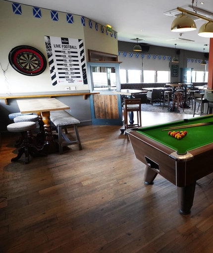interior pub games