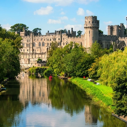 An image of Warwick Castle advertising local attractions near to Chef & Brewer venues.