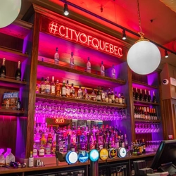The interior bar at The City Of Quebec.