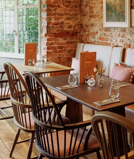 Crafted - The Cart & Horses - Bookable Space - The Snug