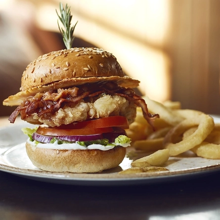 DB_C&B_Product_Advertising_Core-Crispy-Chicken-Burger_2024_005.jpg