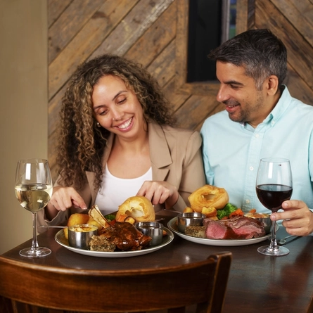 GK_CPWF_People_Lifestyle_Sunday-Lunch_2025_001.jpg