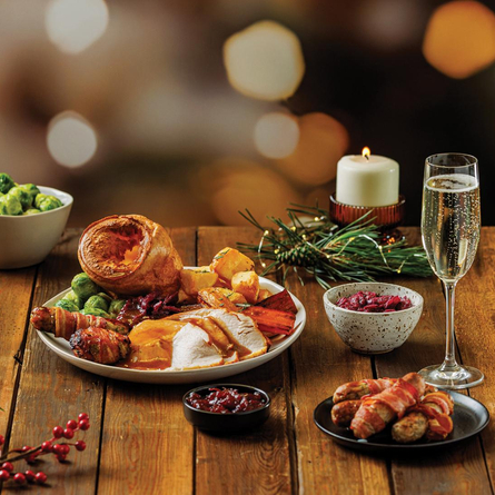 P&D XMAS23_ROAST TURKEY_1GLASS_CAMPAIGN_LANDSCAPE.jpg