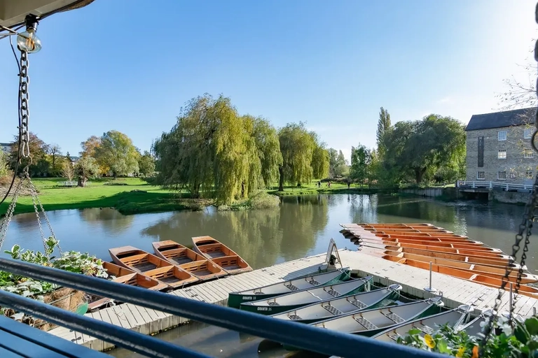 Metro - Granta (Cambridge) - Boats on the River Cam