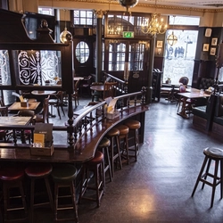 GK Heritage - 7161 Albert (Victoria) - 031.jpg