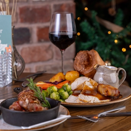 Christmas_DB_C&B_Product_Mood_Xmas-Menu_2024_037.jpg