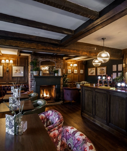 The bar and restaurant of The Shire Horse.