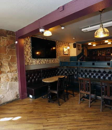 3992_GK_PL_&Victoria-Bar_Gourock_Pub_2023_3.jpg